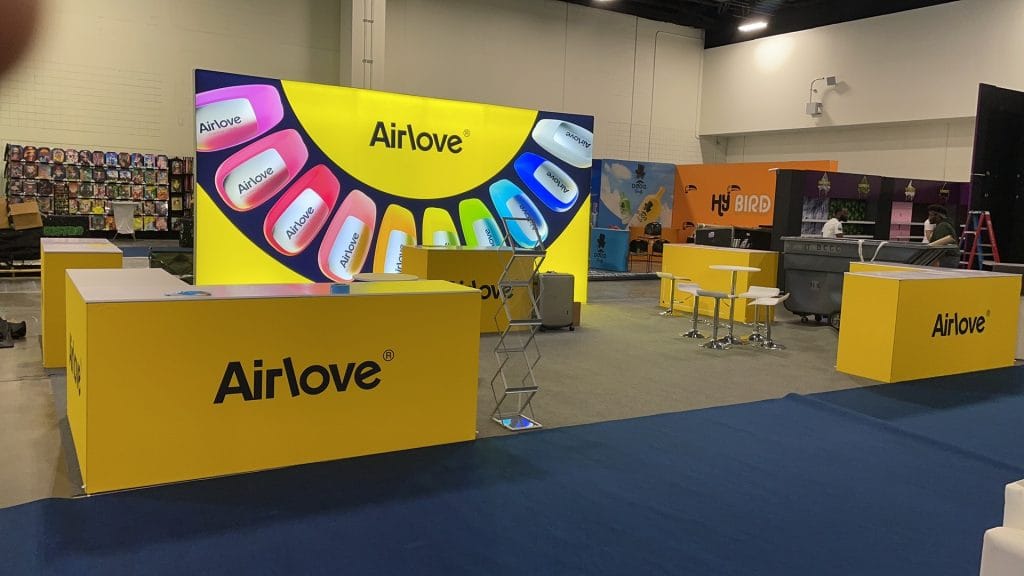 American International Electronic Cigarette Exhibition (3CHI) Airlove booth