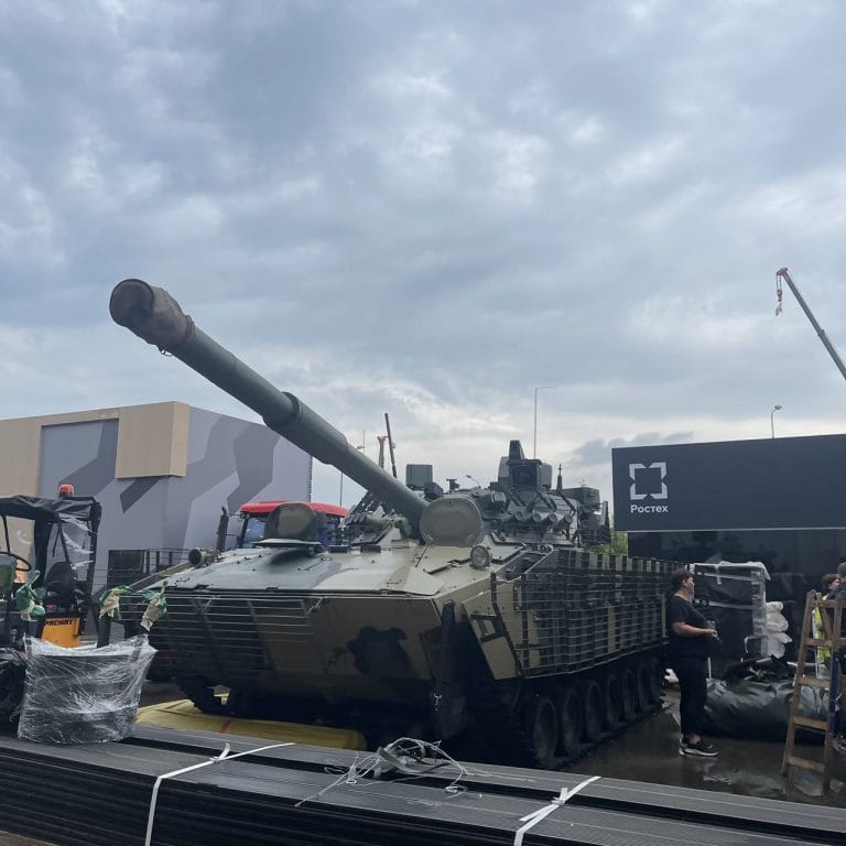 BMD4 2s24 Tank