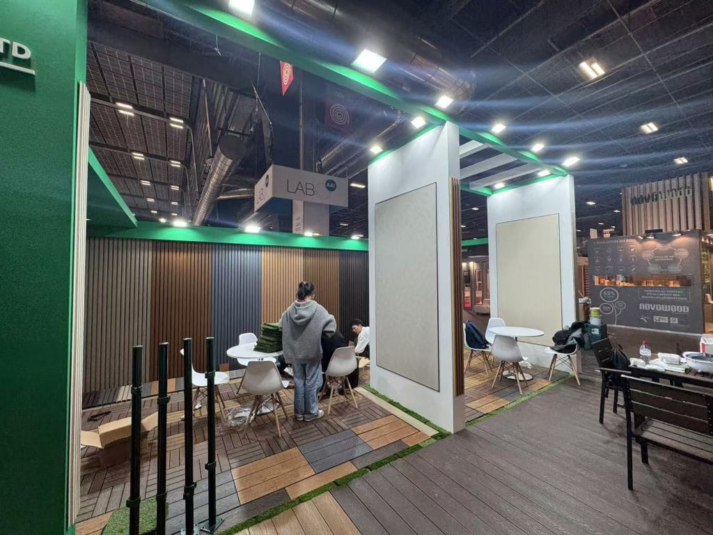 BATIMAT BOSEN Booth back-view