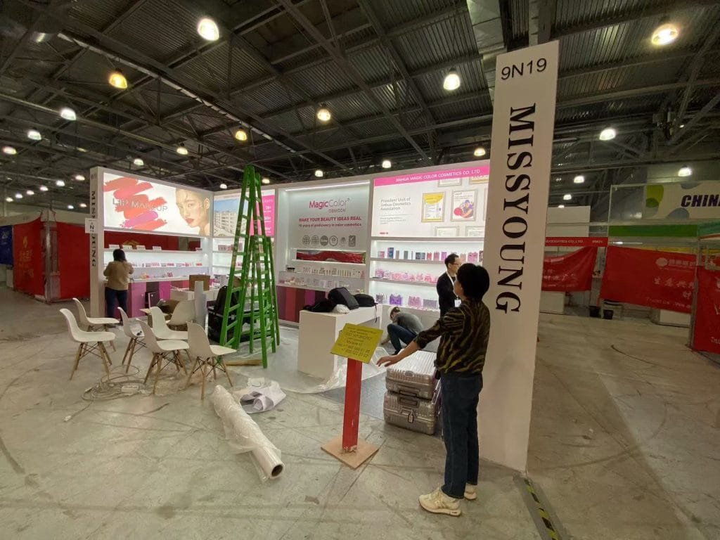 InterCHARM MingZhuang Booth left-view