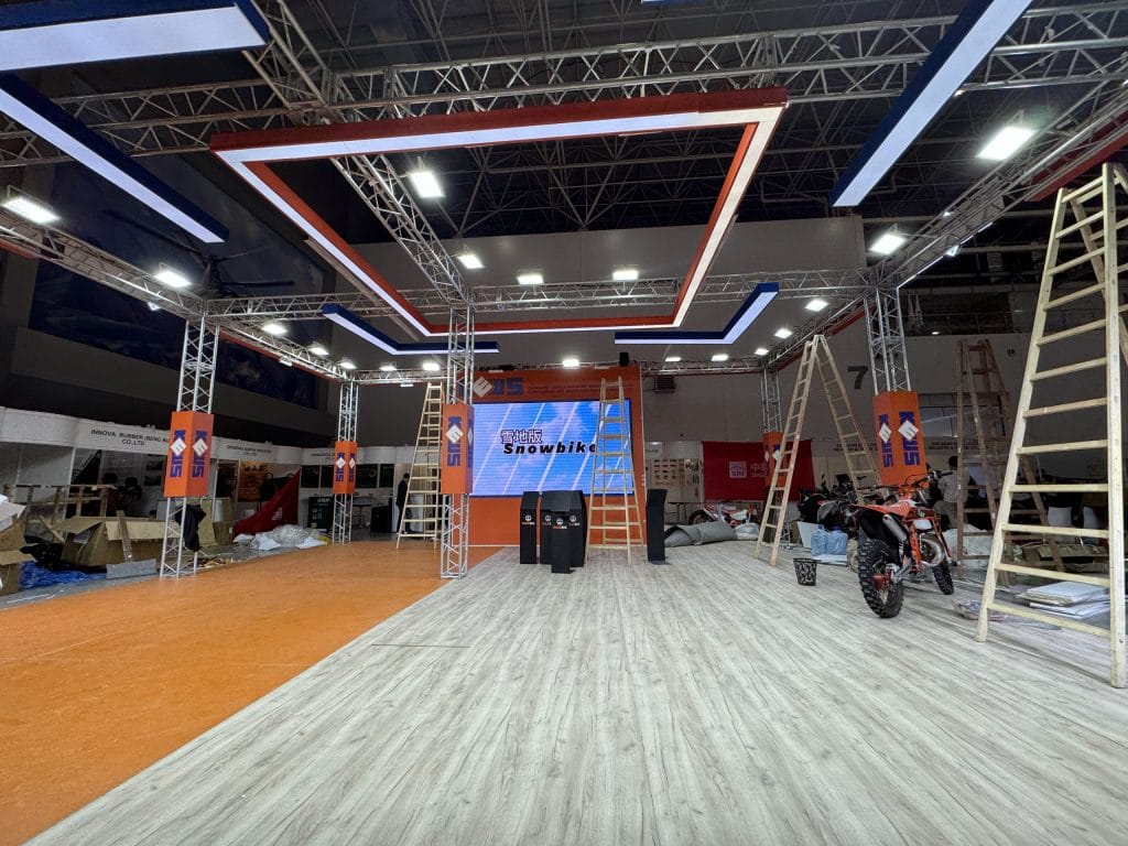 MotoSpring KEWS Booth inside