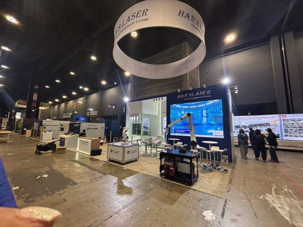 FABTECH Expo Han’s Laser Booth front-view live