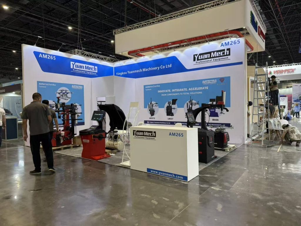 Yuan Mech Booth