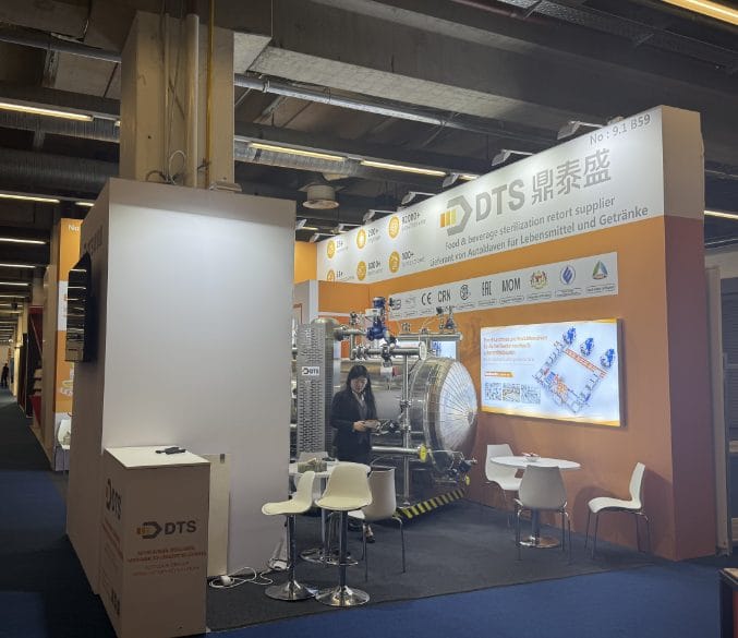 IFFA DTS Booth Live right-view