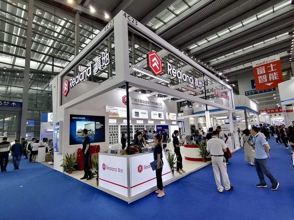 REALAND CPSE BOOTH LEFT VIEW