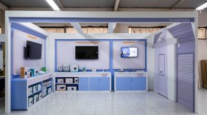 mexico exhibition booth builder NeoBooths designed 2NLF To New Life medical device stand at Mexico City healthcare expo with blood pressure monitors and oxygen therapy equipment on display